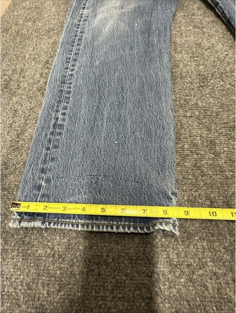 Levis 501 Straight Leg Button Fly Mens Jeans - 44x32 , Black